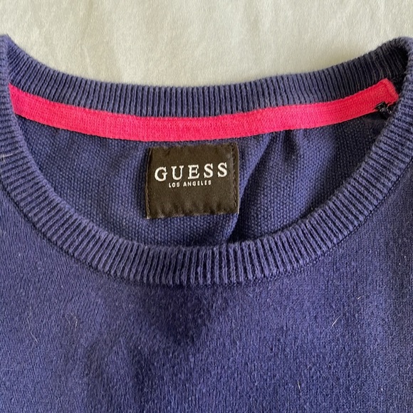 Guess light weight sweater - Picture 3 of 3